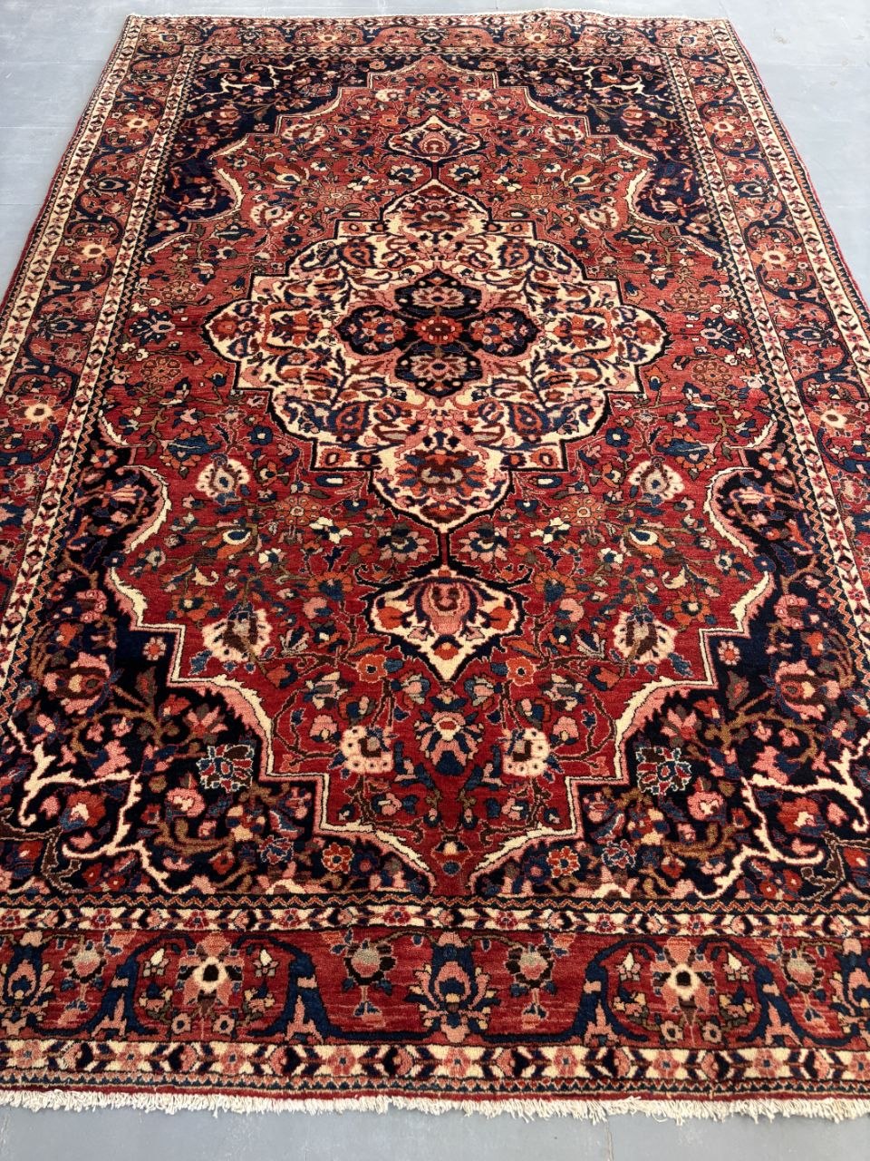 فرش بختیار